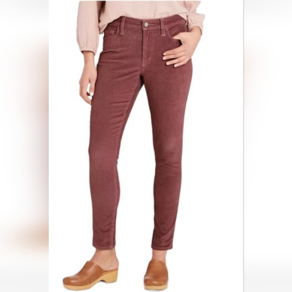 Universal Thread Sz 0 / 25 High Rise Skinny Corduroy Berry Red Pink Mauve Pants